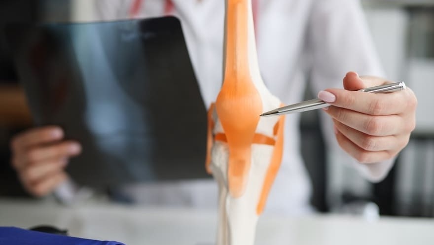 Показания к эндопротезированию коленного сустава